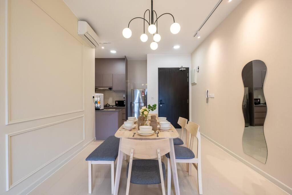 Pangsapuri Linked Bridge To Sunway Velocity Mall 4br Mrt 中文房东