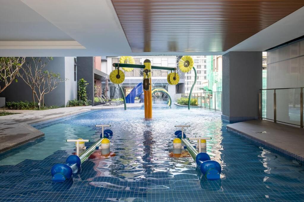 Linked Bridge To Sunway Velocity Mall 4br Mrt 中文房东 *