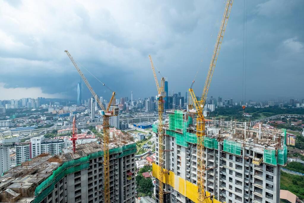 Pangsapuri Linked Bridge To Sunway Velocity Mall 4br Mrt 中文房东 *