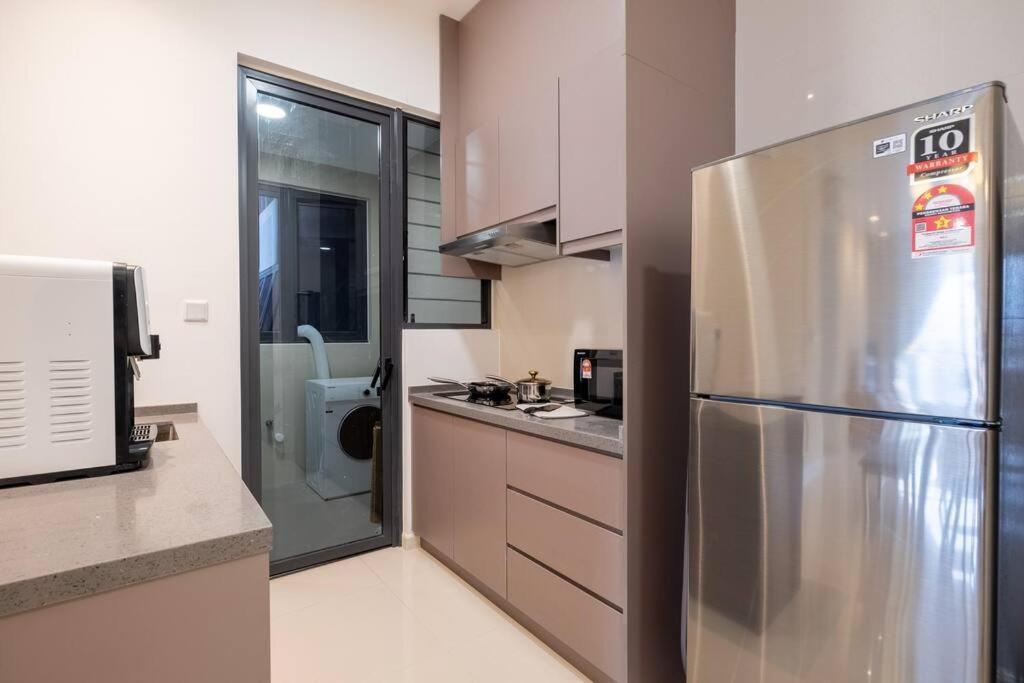 Linked Bridge To Sunway Velocity Mall 4br Mrt 中文房东 Pangsapuri