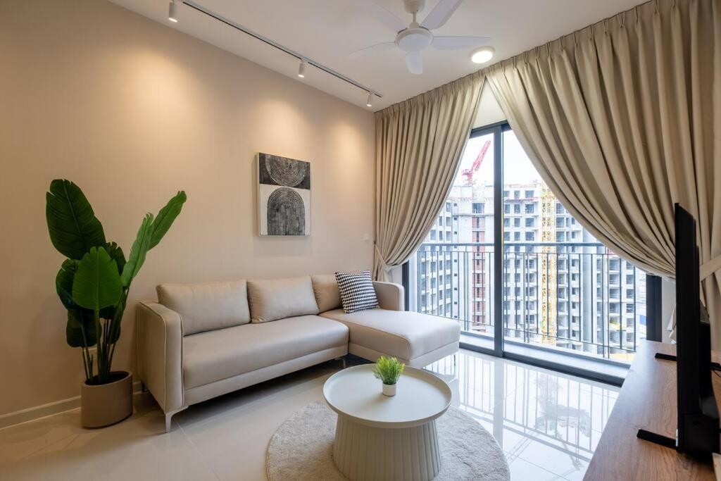 Linked Bridge To Sunway Velocity Mall 4br Mrt 中文房东 Pangsapuri